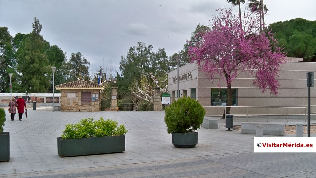 jardines teatro romano